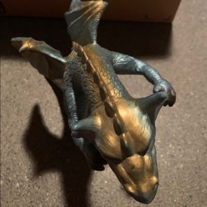 “ 2007 Trading Company” Blue & Gold Color Dragon